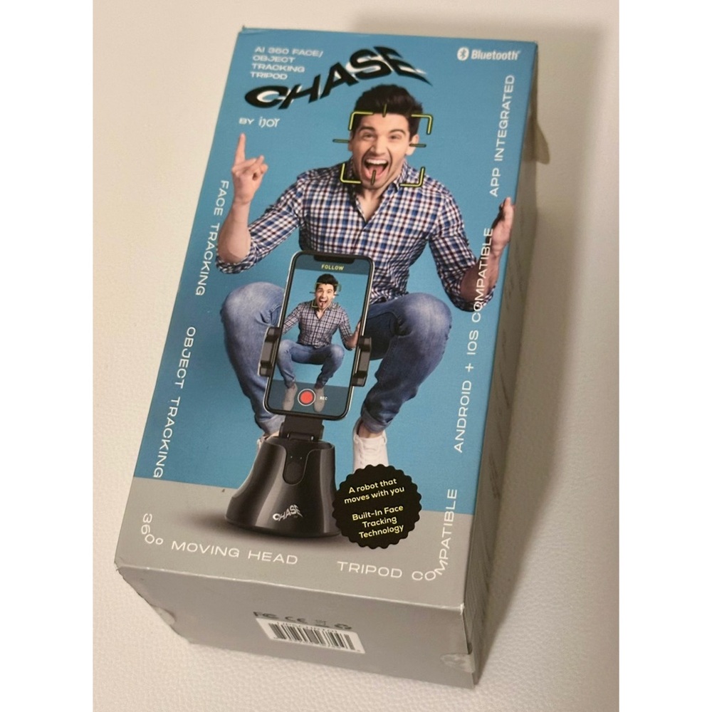 iJoy Chase 360 Face Object Tracking Tripod Mount, Smartphone Vlogging, in Box